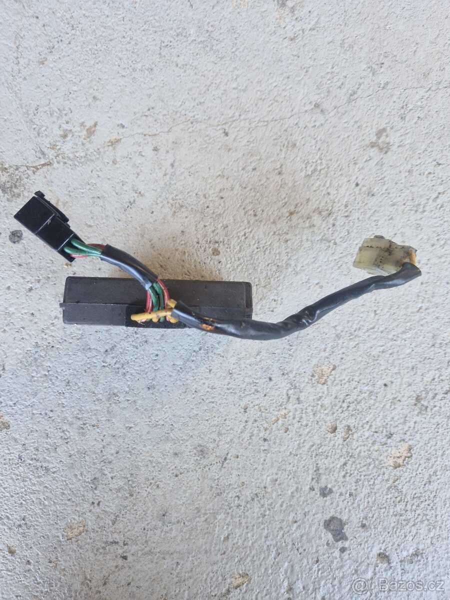 ducati 1098 regulátor dobíjení - 3