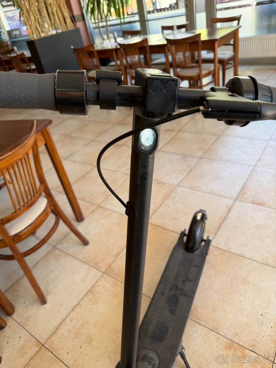 Elektrokoloběžka Ninebot Max G30 - 3