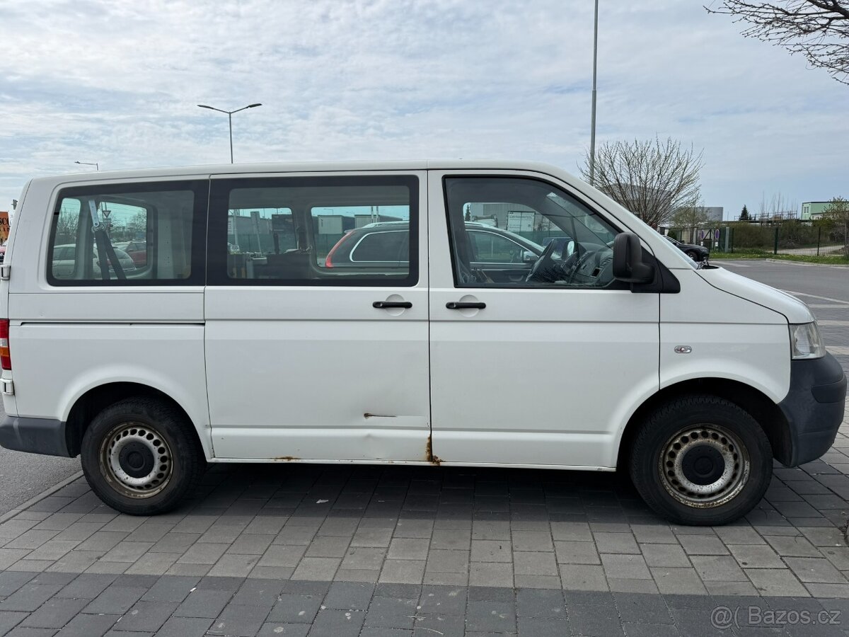 Volkswagen Transporter T5 2,5 TDI - 3
