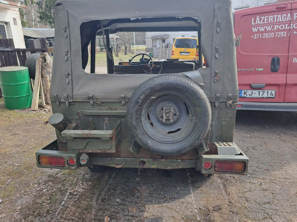 VW Iltis 183 dvě auta - 3