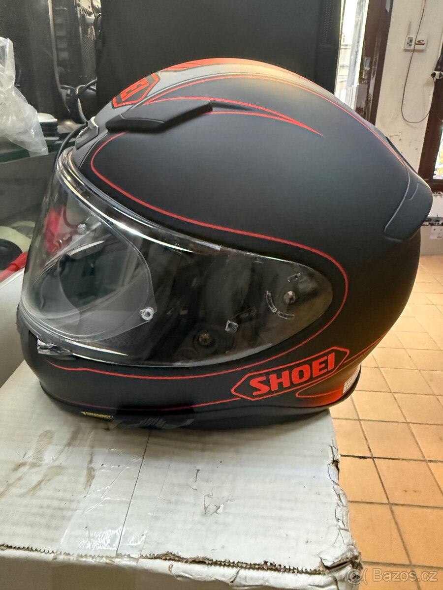 Motorkářská přilba SHOEI - 3