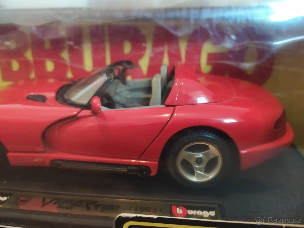 Bburago Dodge Viper RT/10 1:24 - 3