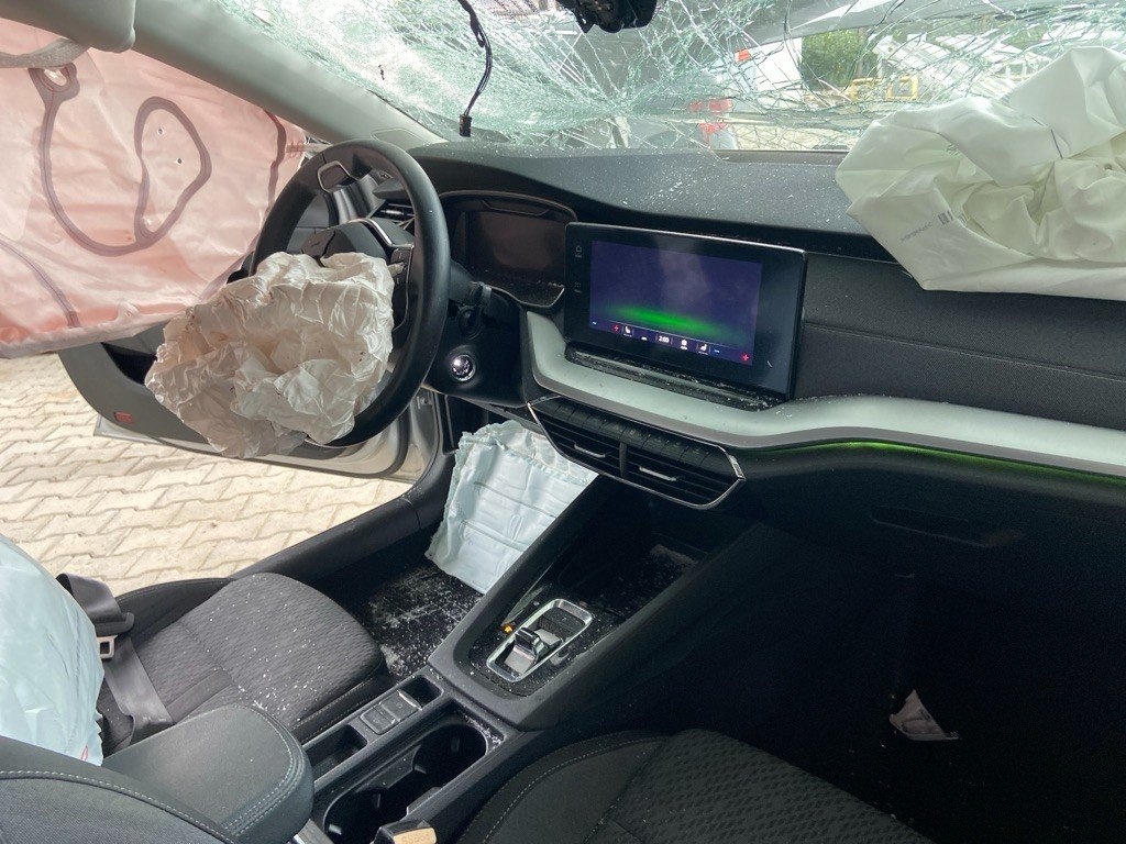 Škoda Octavia 4 kombi 2.0TDI 85KW DTRB UCE LA7W r.v. 2023 - 3