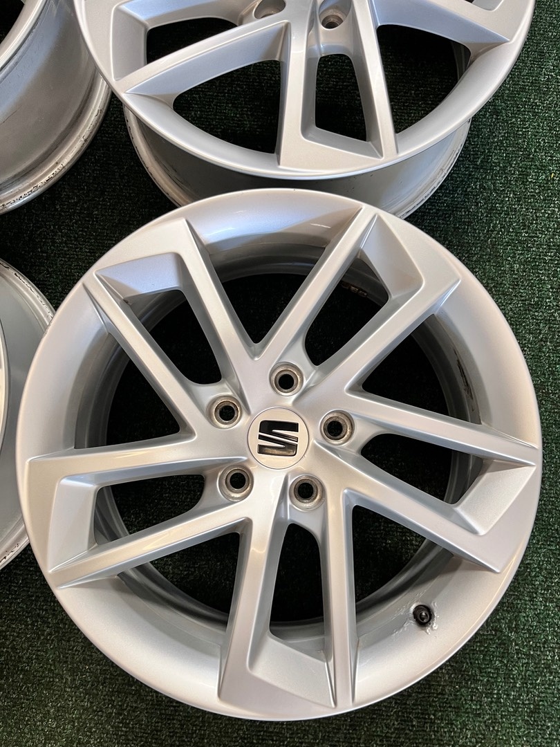 5x112 R17 Originál SEAT Leon III - 2018 - 3