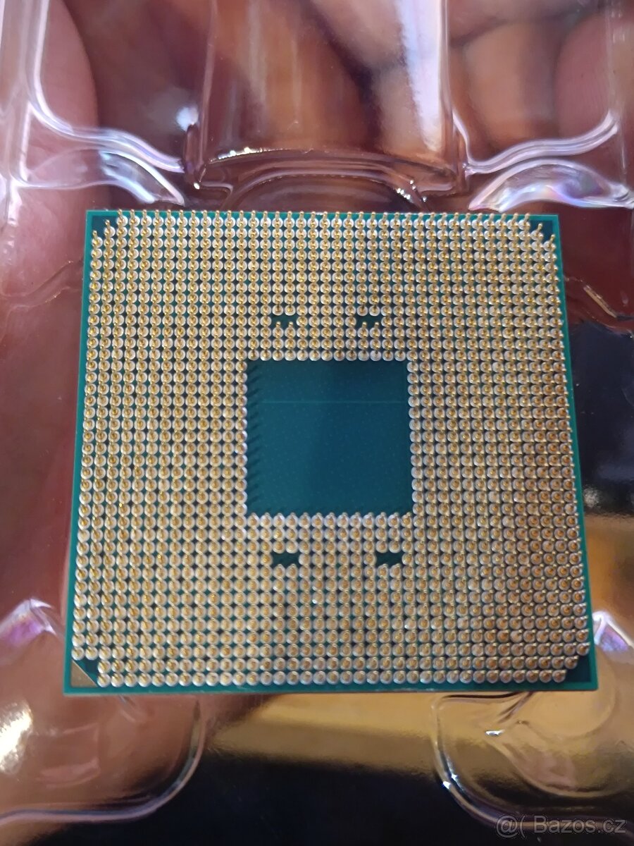 Prodám AMD Ryzen 5 3600 + HyperX 16GB KIT DDR4 3333MHz - 3