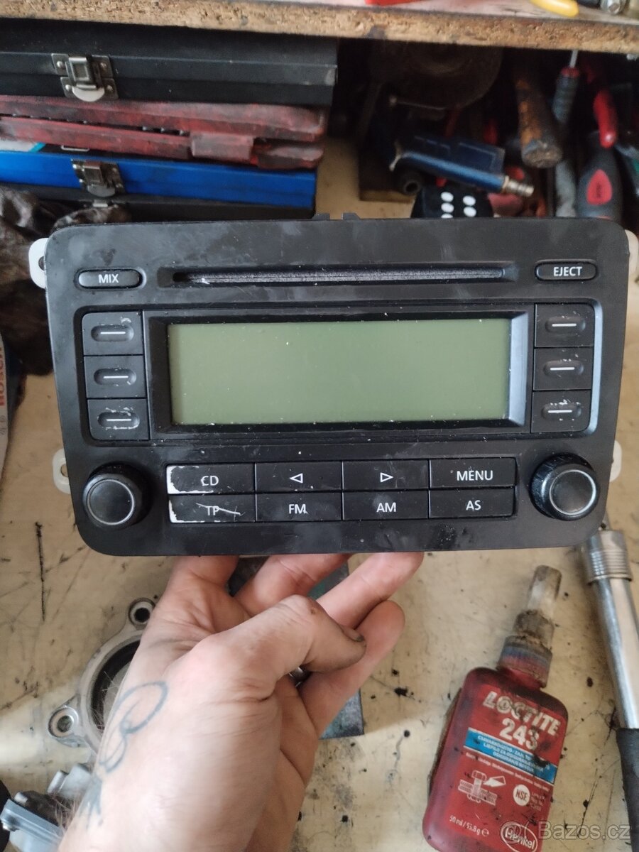 Rádio z VW Golf 5 - 3