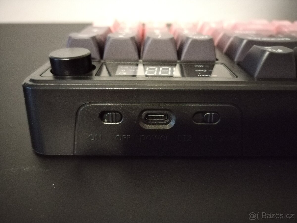 Tichá bezdrátová klávesnice s numerickou klávesnicí - Růžová - 3