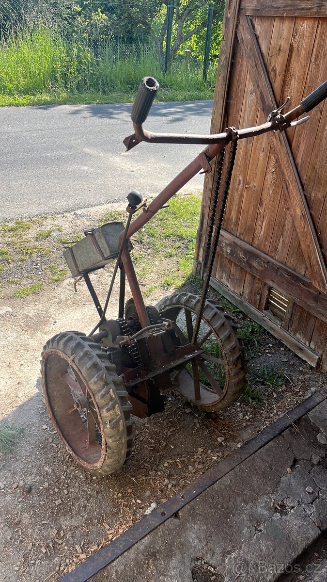 Motorobot rám a vozík domácí výroby - 3