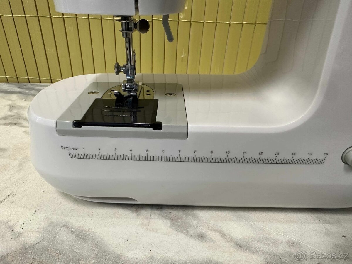 Elektrický šicí stroj (244) - 3