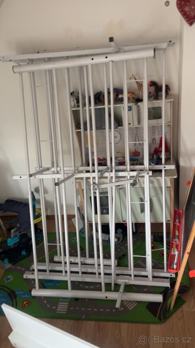 Kovový rám postele - 3