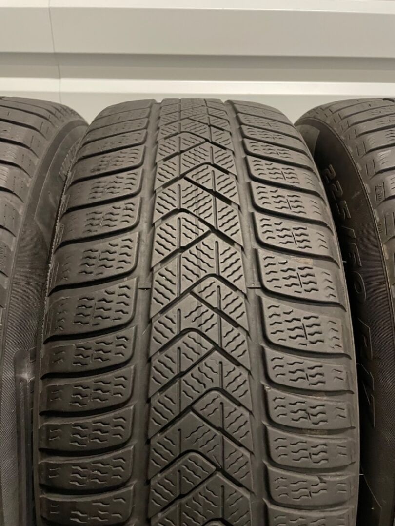 Sada pneu 225/60/17 PIRELLI SOTTOZERO 3 - 3