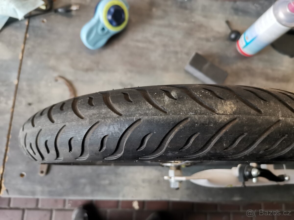 zánovní koloběžka pro juniora - 3