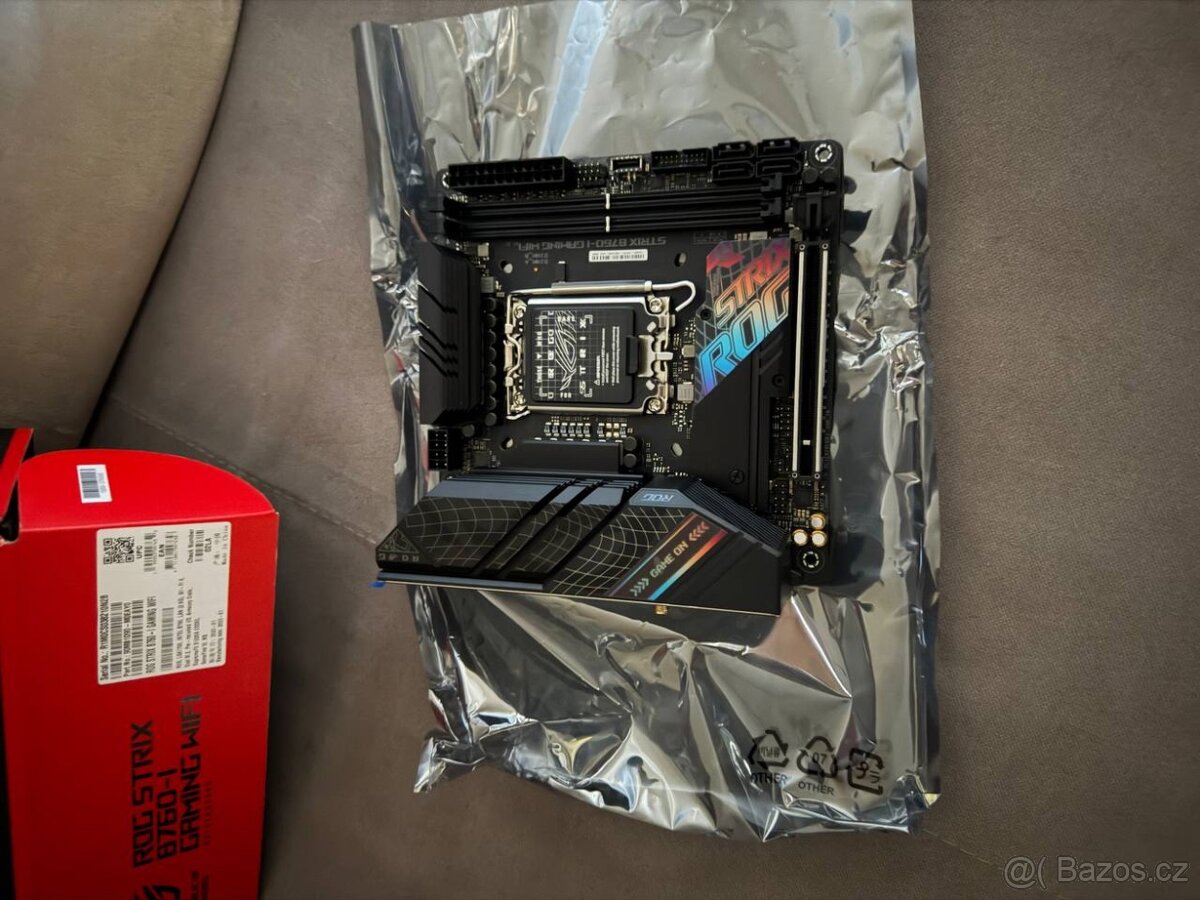 ROG STRIX B760-1 mini ITX - 3