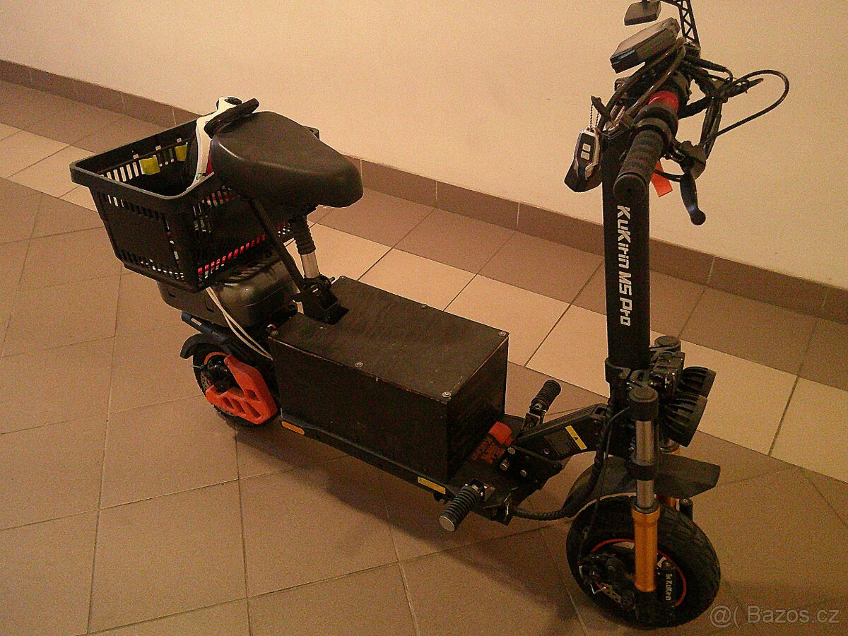 Koloběžka KUKIRIN M5 Pro - 3