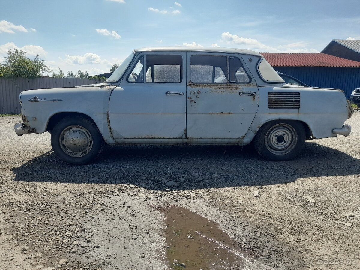 Škoda 1000MB - De Luxe - 3