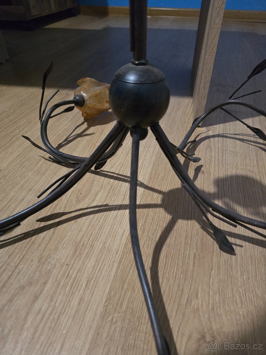 Kovaný lustr v rustikálním nebo „florentském“ stylu. - 3