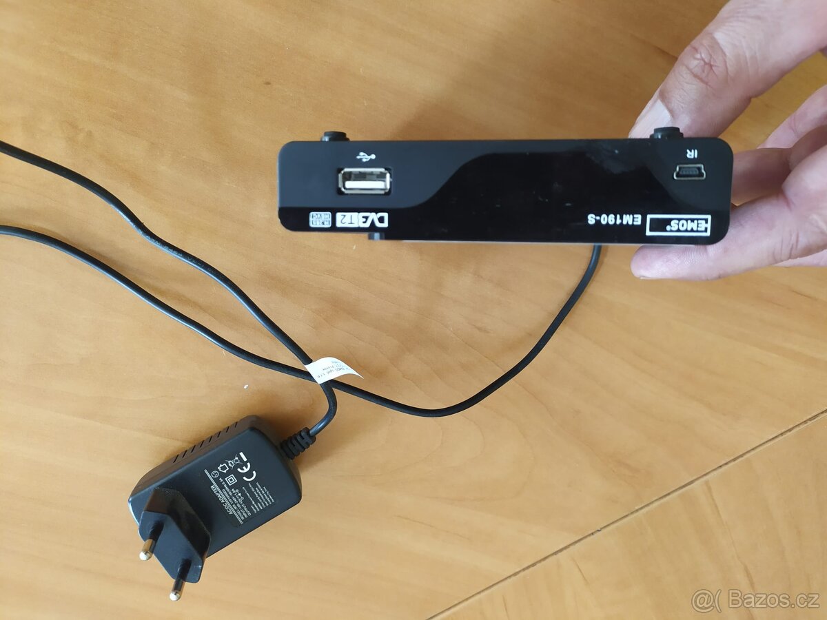 Set-top box DVB-T2 Emos - 3