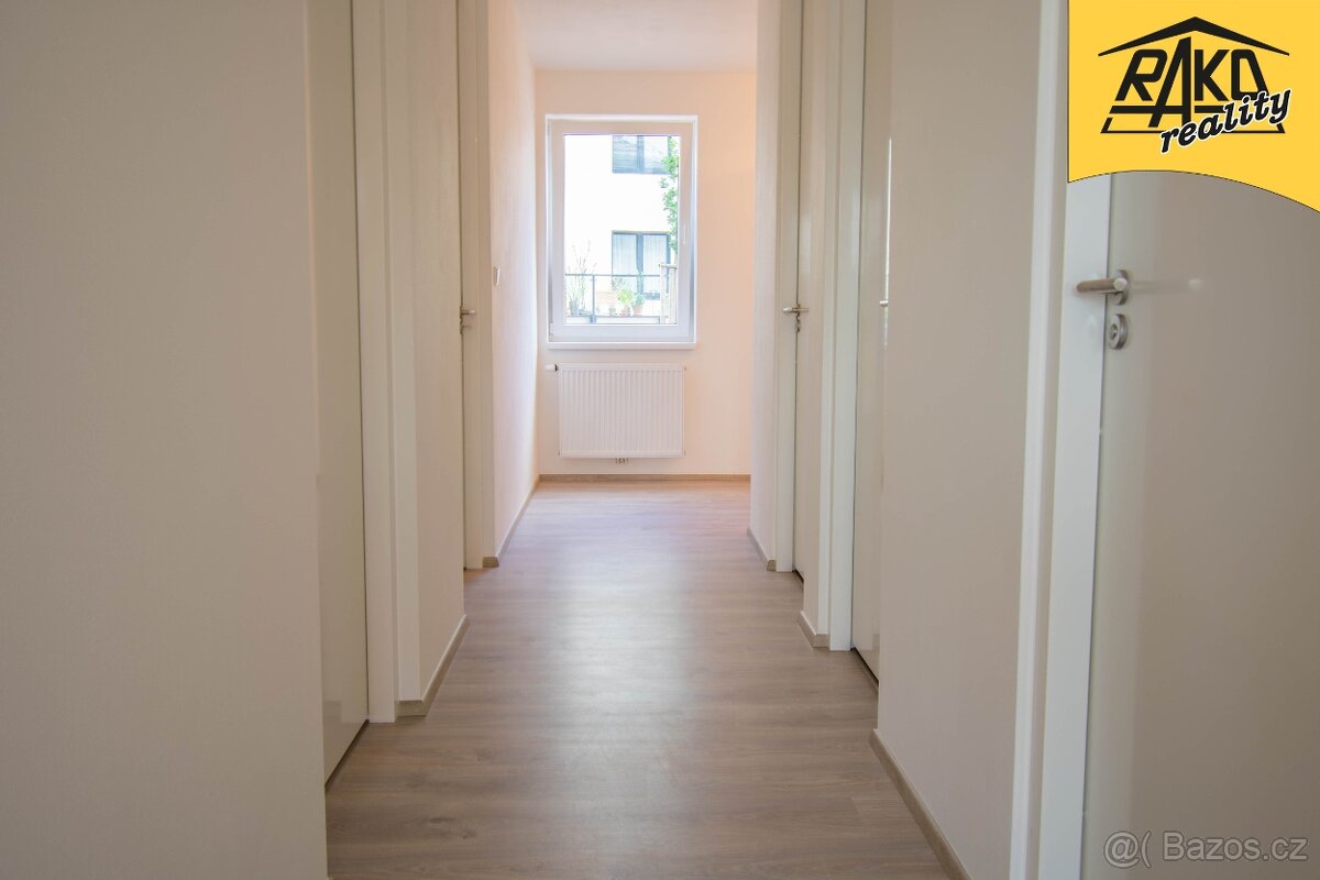Prodej bytu 3+kk s terasou a parkovacím místem v Trutnově - 3
