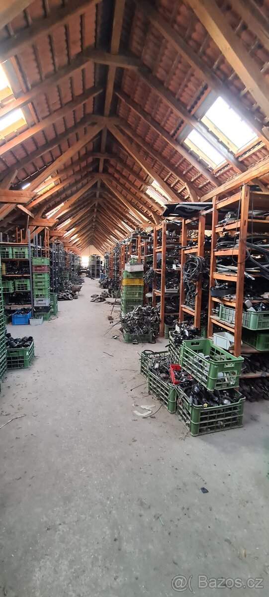 Renault Trafic, Vivaro 2.5 dci r.v 2006 dily. - 3