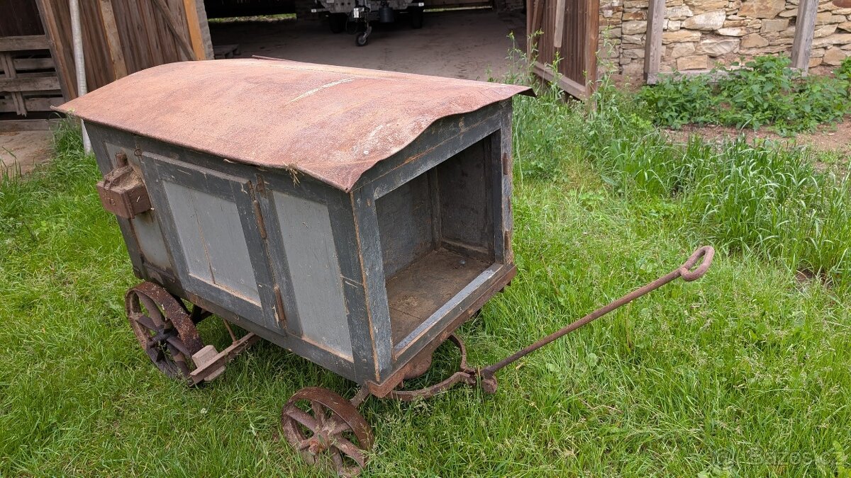 Bedna s podvozkem. - 3