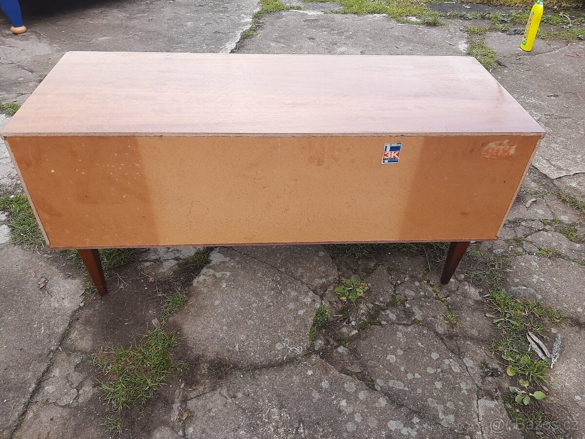 Retro komoda 60 léta - 3