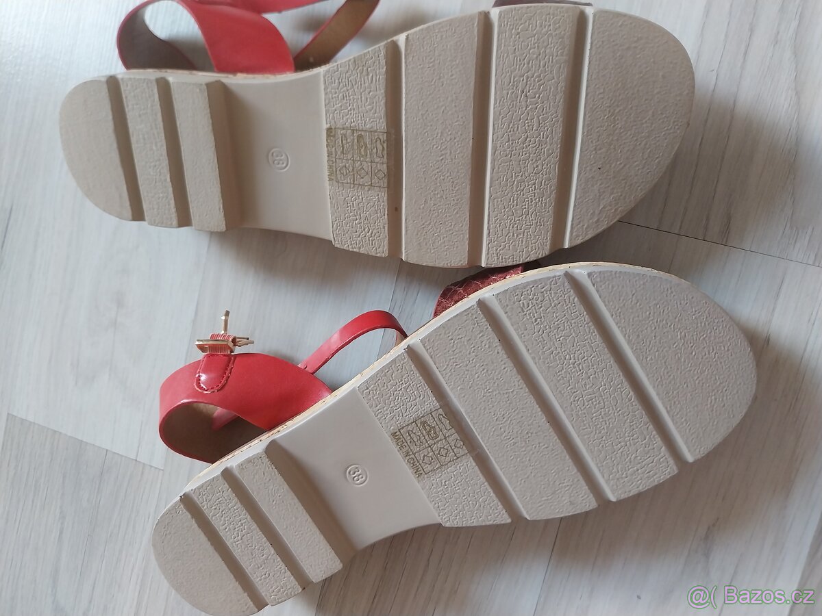 Nové sandále , letní boty vel :38 - 3