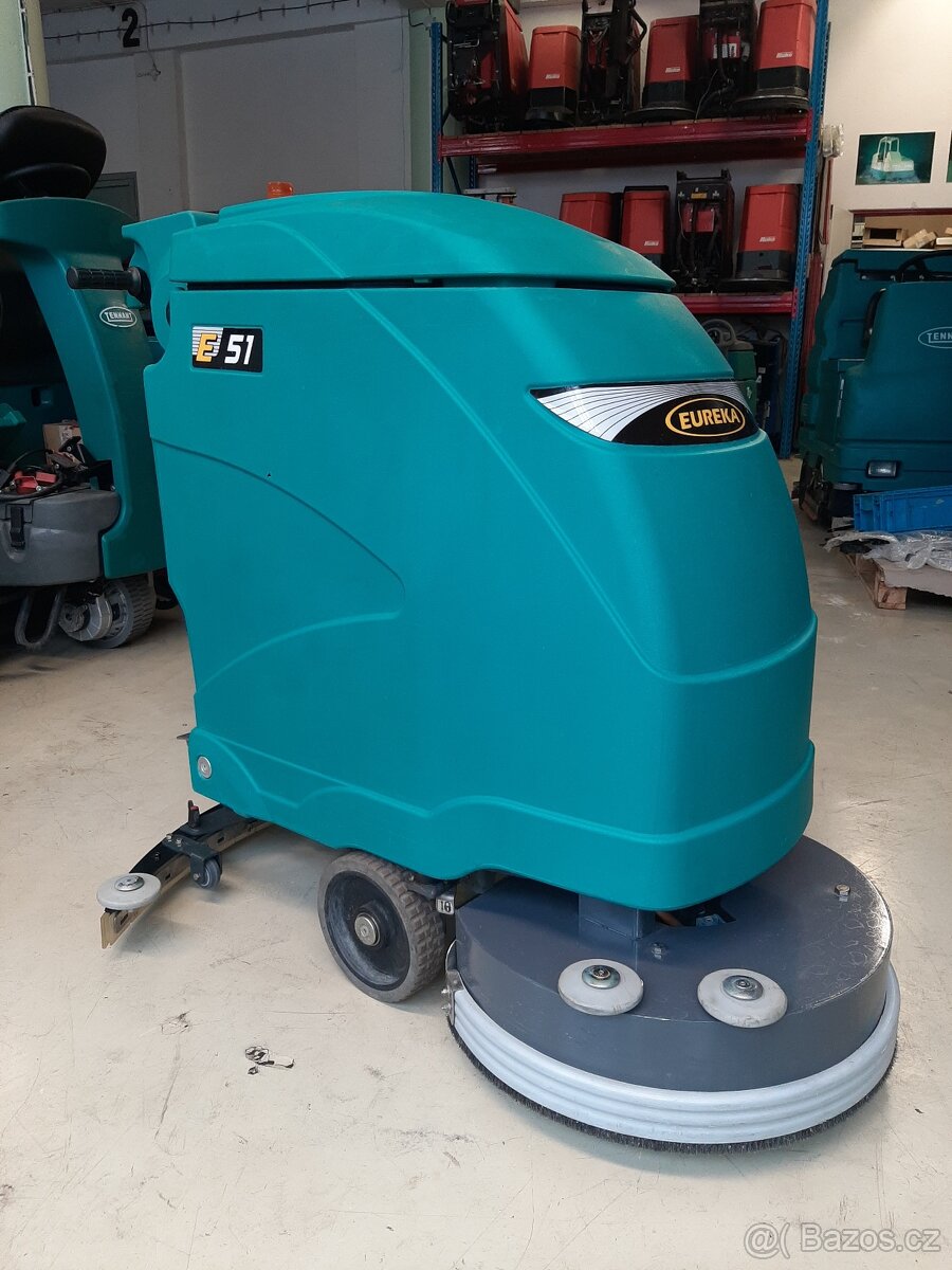 Podlahový mycí stroj Eureka E51 - 3