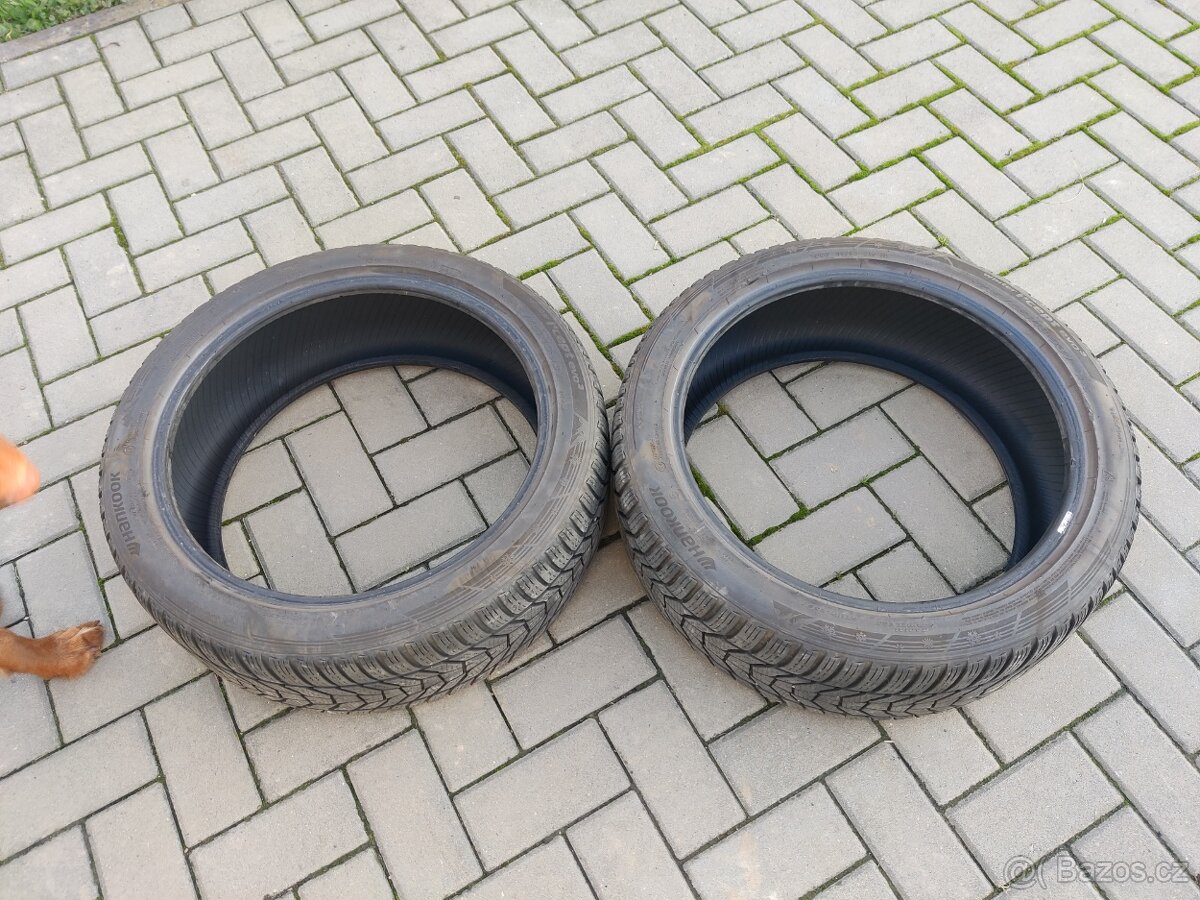 Zimní pneu Hankook 215/45 R18 - 3