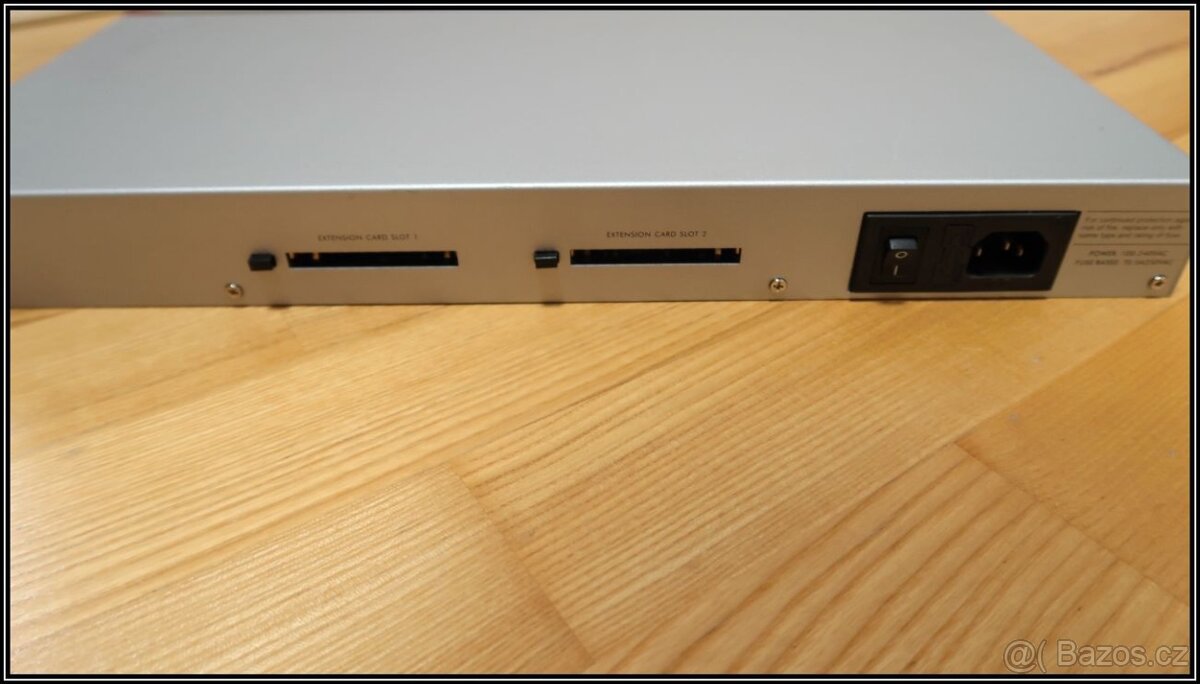 Router ZyXEL ZyWALL USG 300 firewall 7xLAN, VPN, SSL - 3