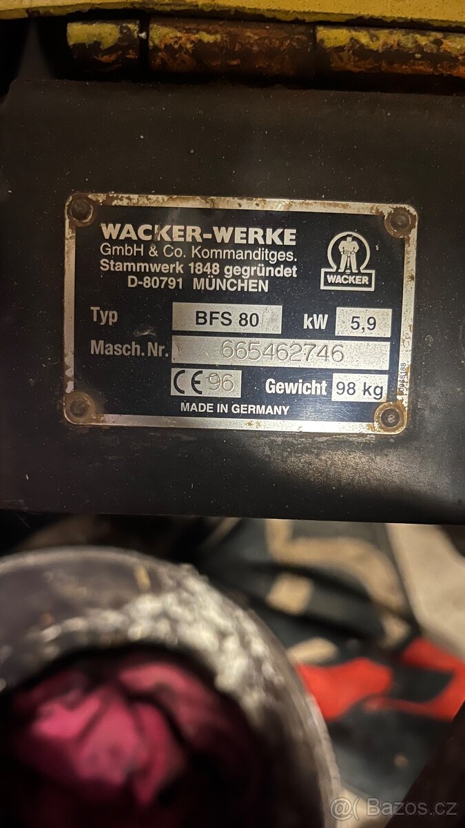 Řezačka asfaltu - 3