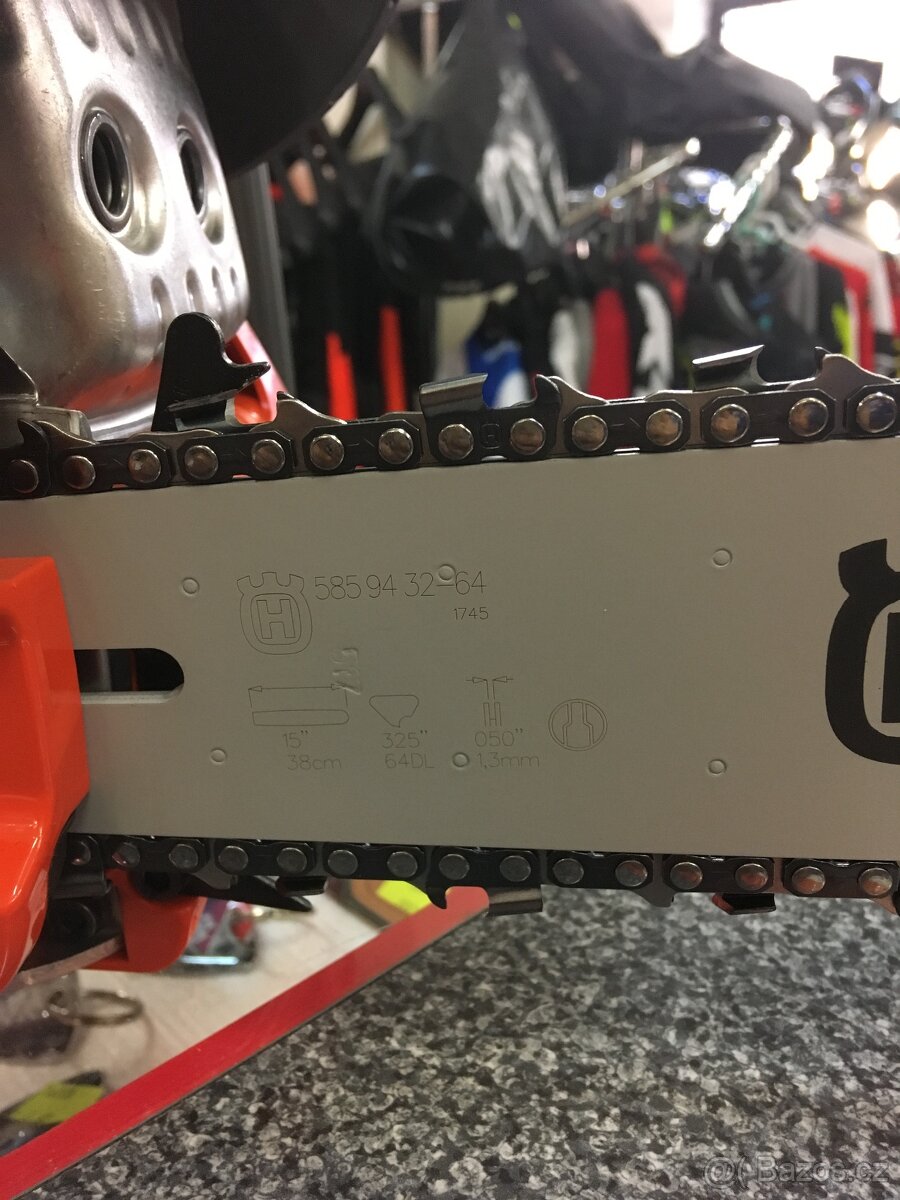 Motorová pila Husqvarna 445 - 3