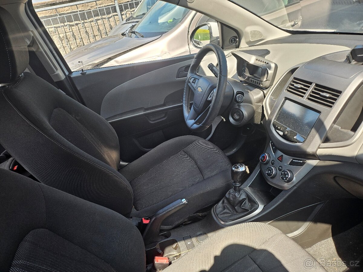 Chevrolet Aveo 1.2 i, 62 kw - 3