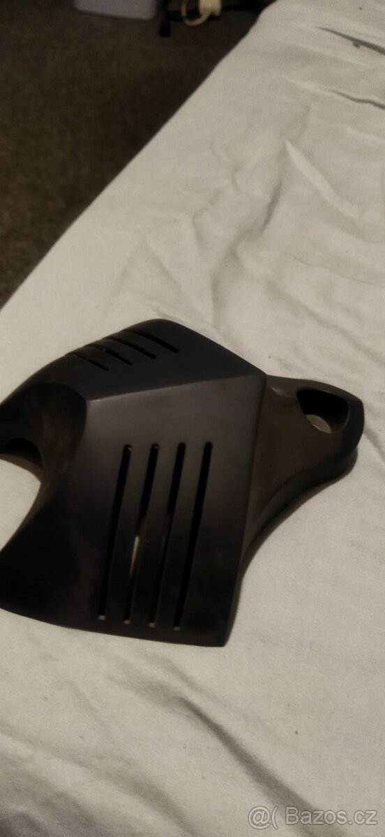 Prodám kryt klaksonu HD - 3