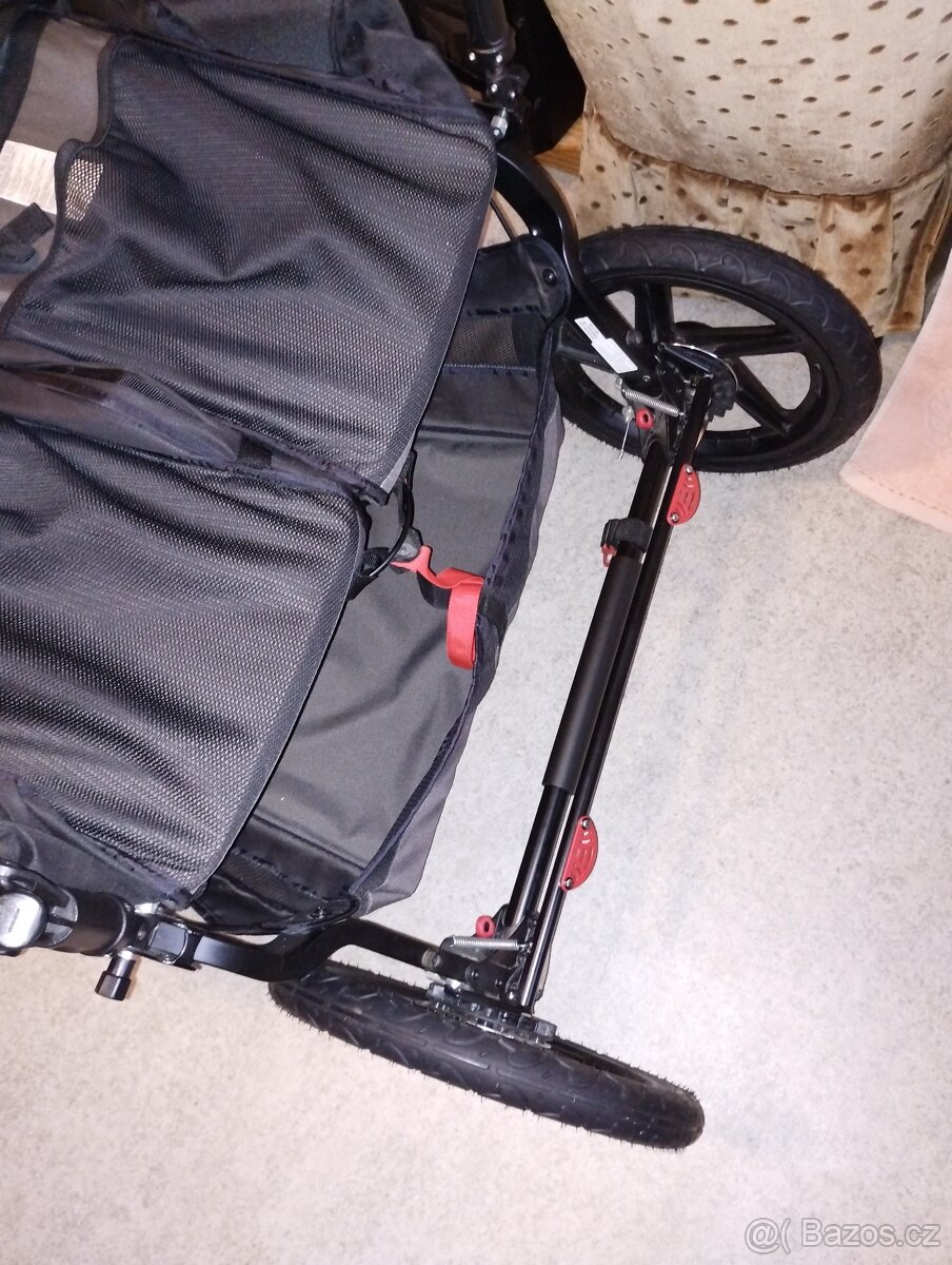 Sourozenecky kocarek - 3