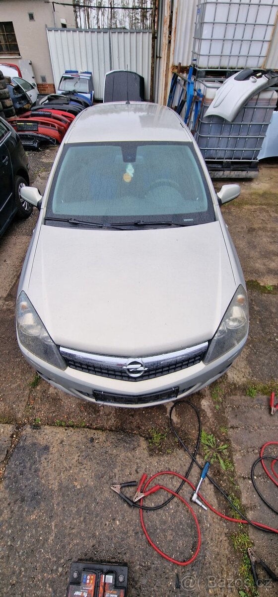 Opel Astra GTC - 3