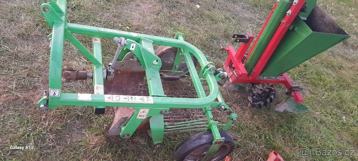 Vibrační vyorávač brambor za traktor - 3