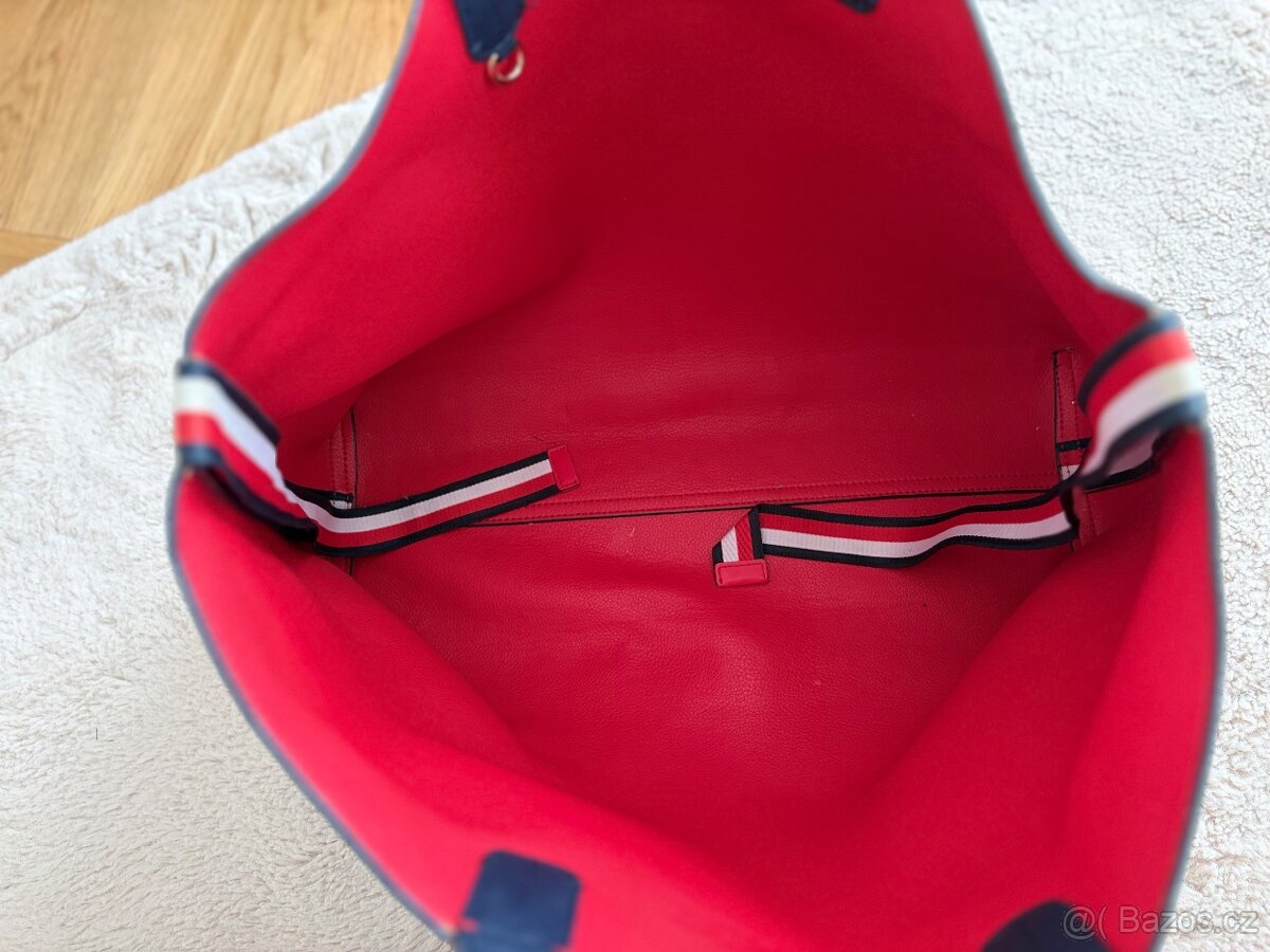 Originál kabelka Tommy Hilfiger modrá a červená - 3