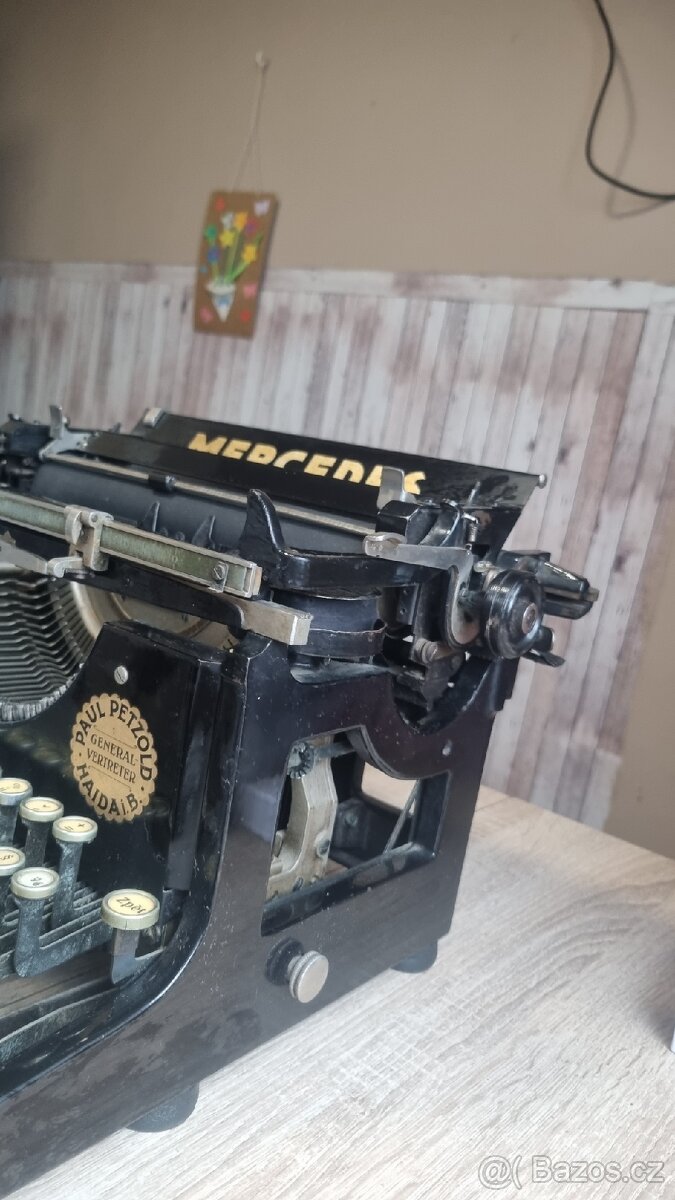 Psaci stroj Mercedes - 3