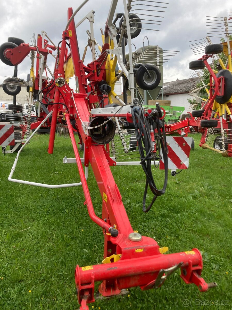 Nahrabovač Pöttinger TOP 722 - 3