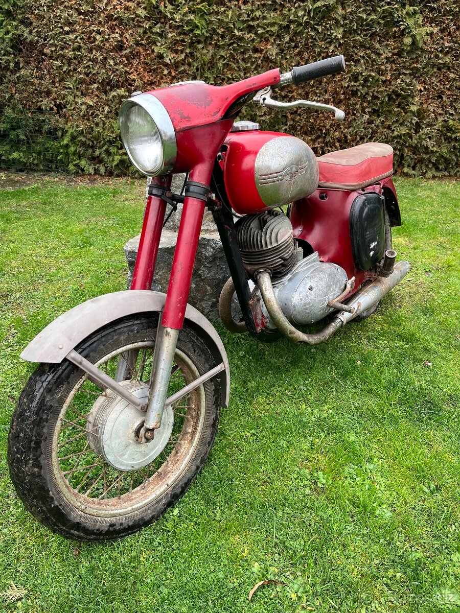 Jawa Panelka 559 - 3