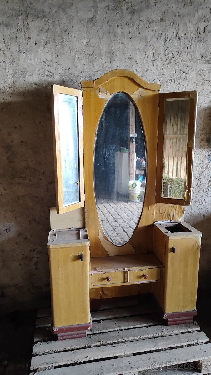 Toaletka-toaletní stolek - 3