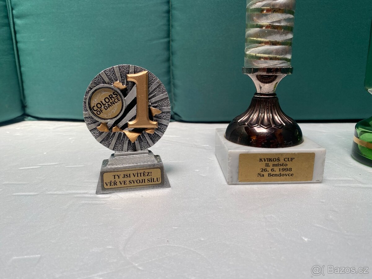 Prodám sadu 3 vítězných trofejí – různé velikosti dle fotogr - 3
