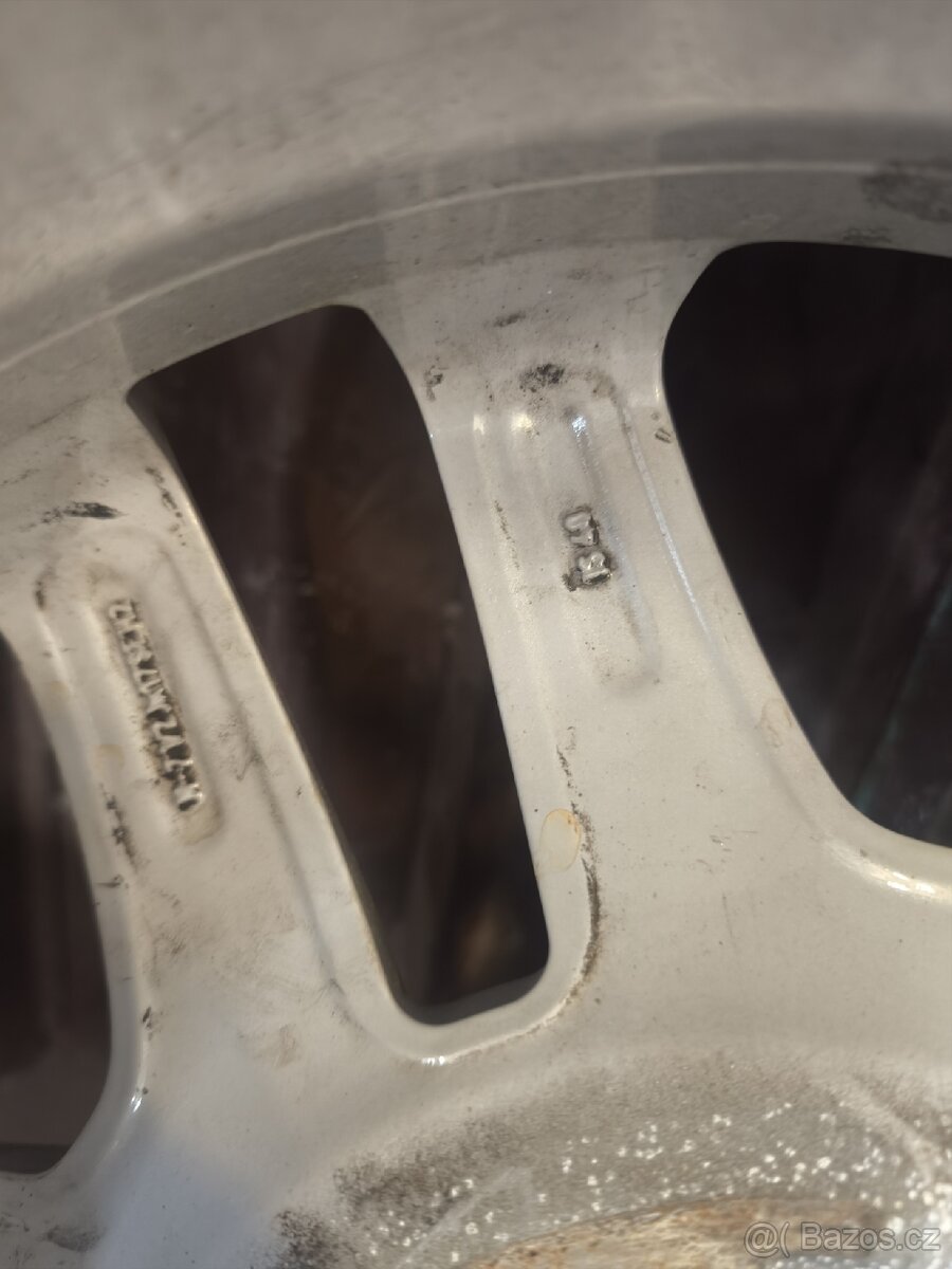 Rezervní kolo BMW X5 E53 5x120 R17 2 - 3