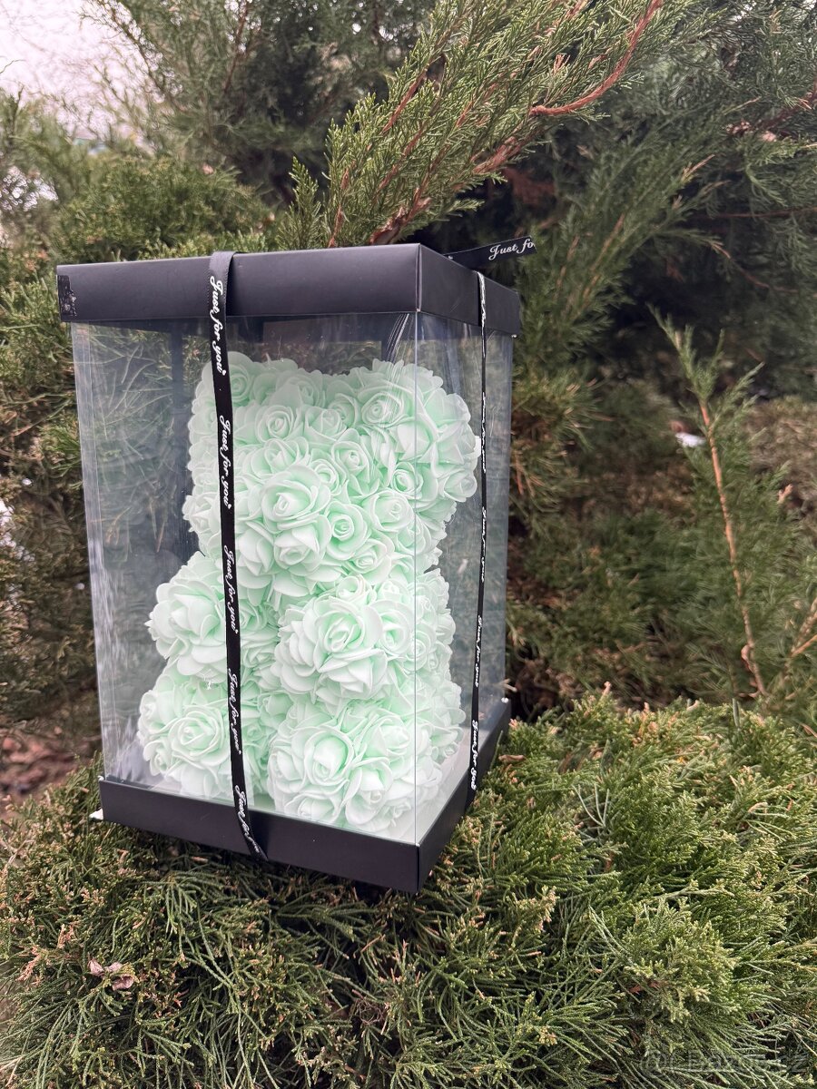 Medvídci z růží - 3