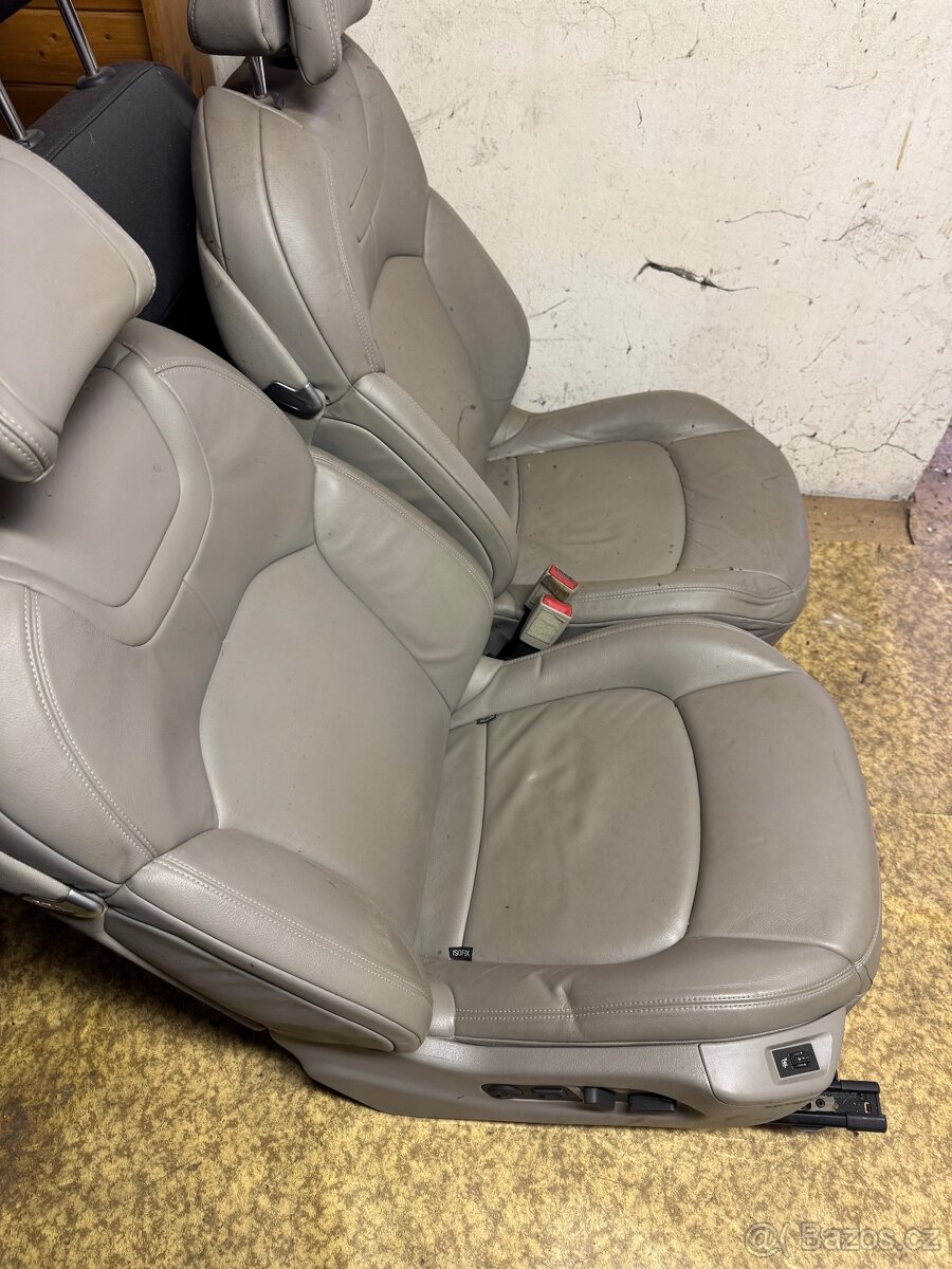 Sedačky Citroën C5 - 3