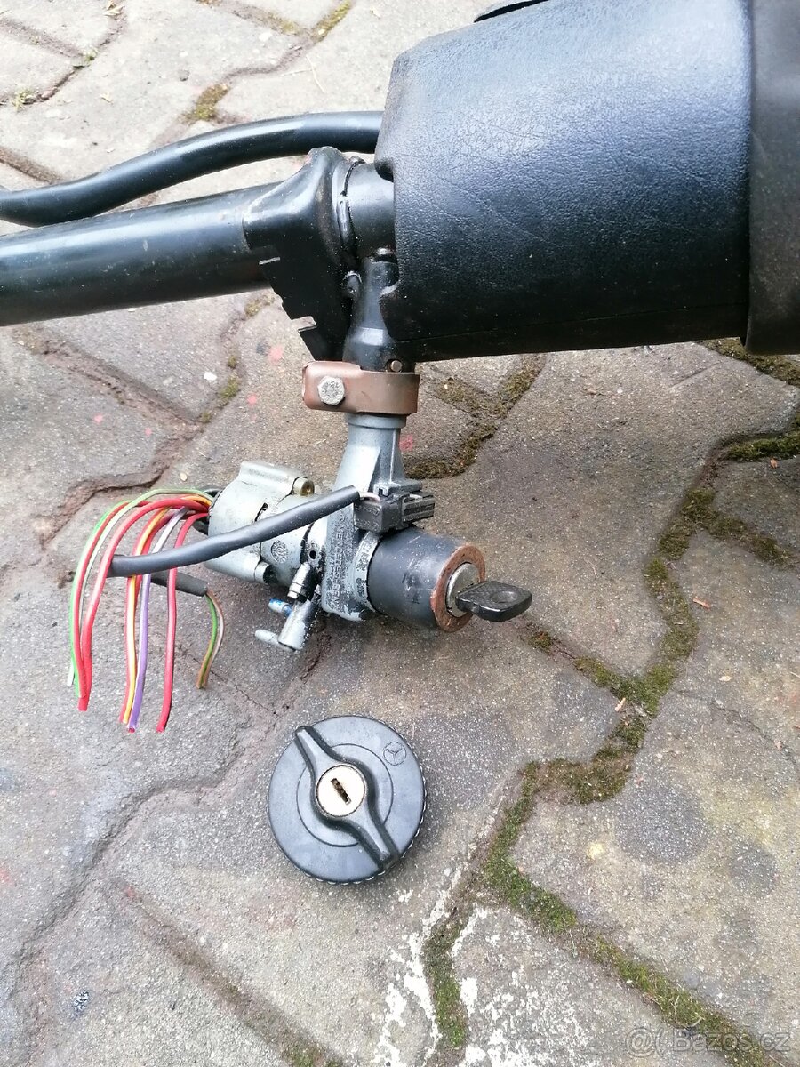 Volant+spinačka Mercedes W123 piano - 3