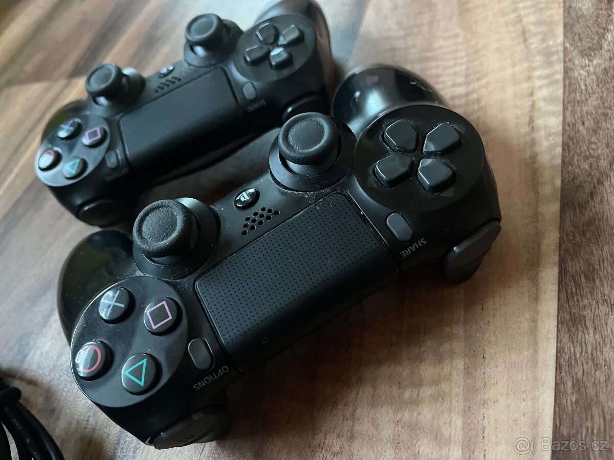 PS4 slim - 3