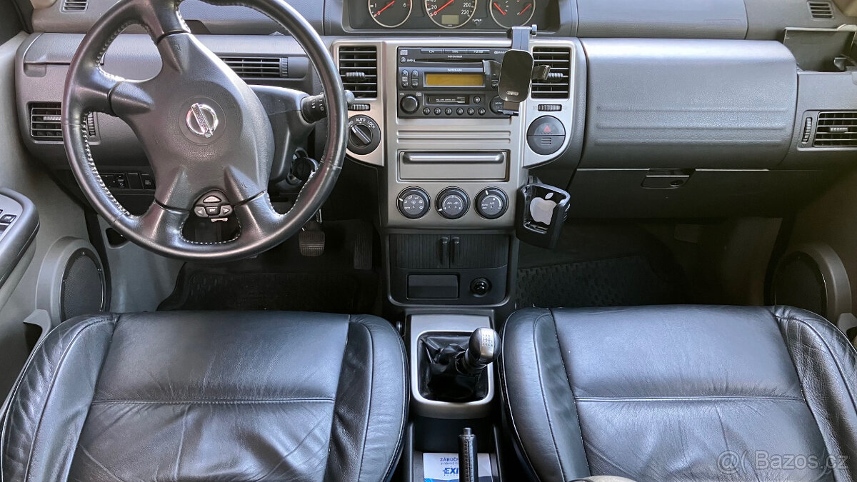 NISSAN X-TRAIL 4x4 - 3