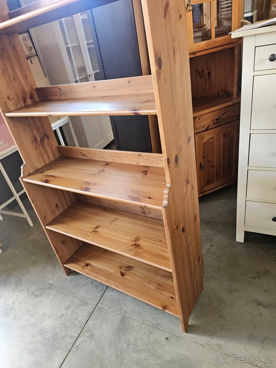 KNIHOVNA IKEA LEKSVIK - 3