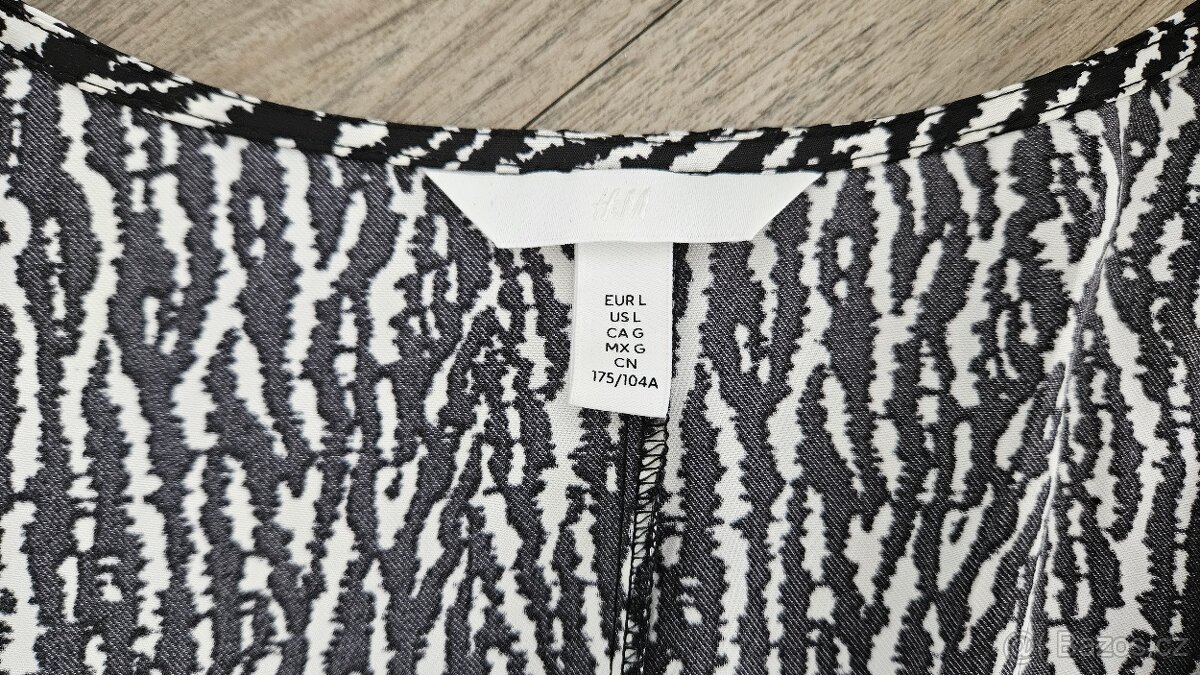 Vzorované šaty/tunika s výstřihem do V - H&M 40 - 3